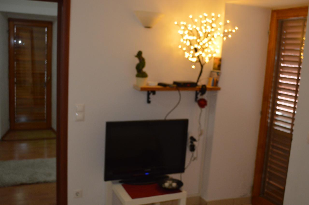Apartment Aleksandar Tivat Exteriör bild